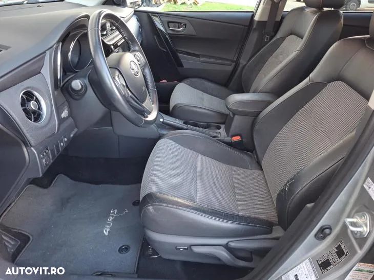 Toyota Auris 1.8 L VVT-i Hybrid Luna - 12