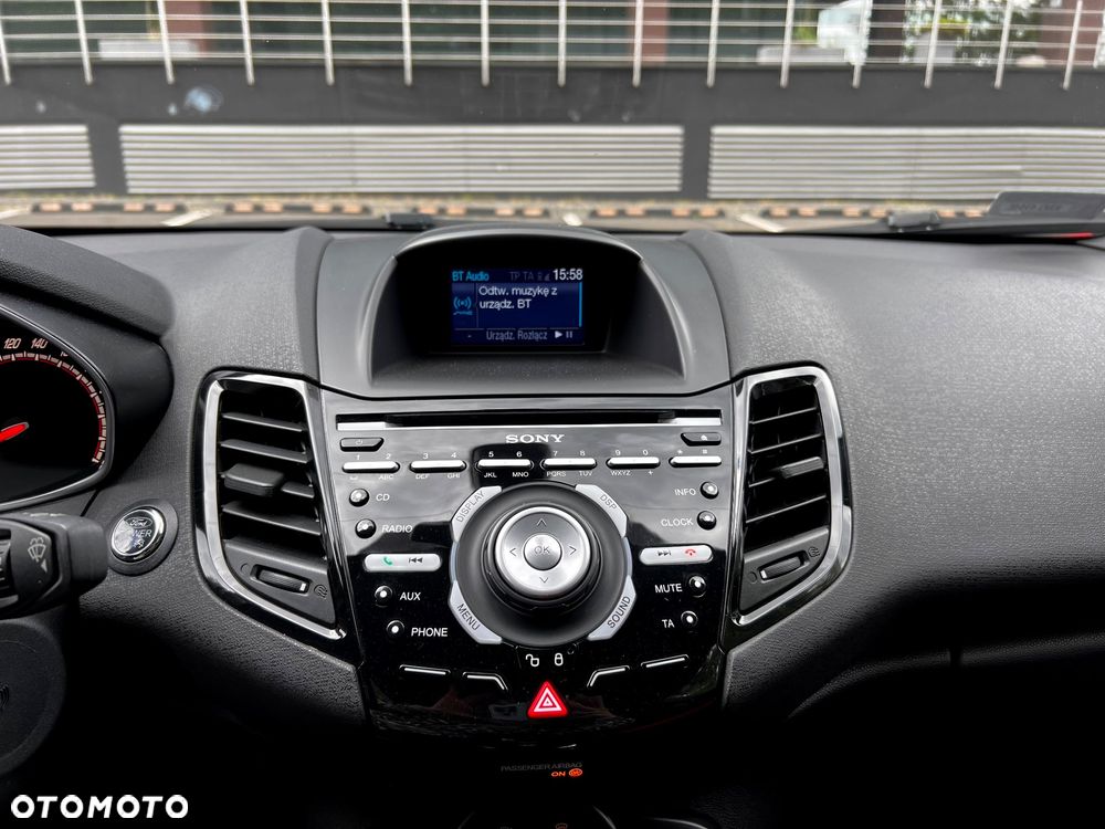 Ford Fiesta ST2 - 13