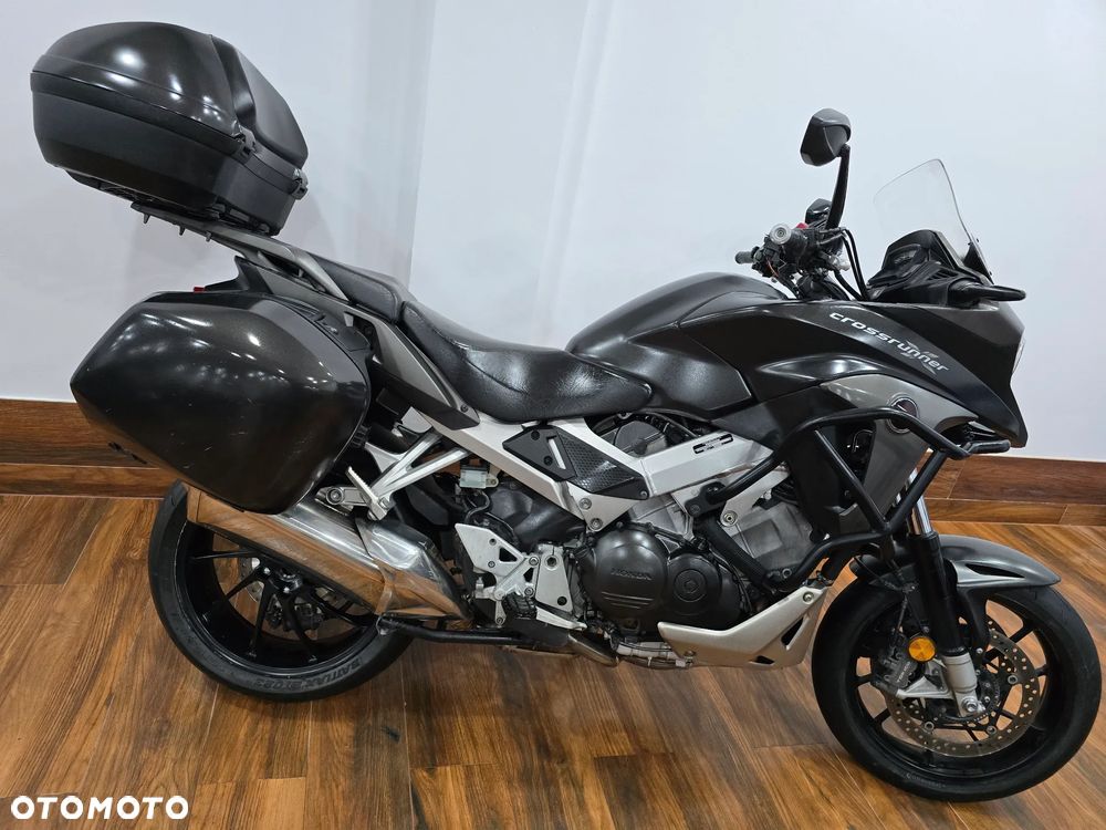 Honda VFR - 6