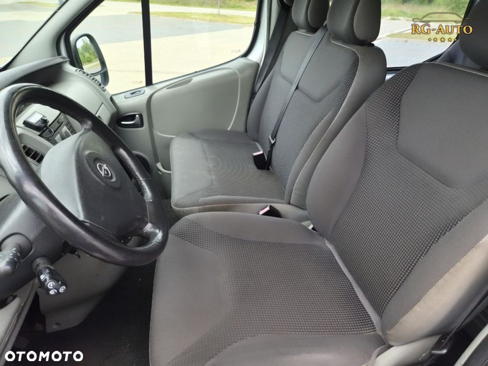 Opel Vivaro - 31