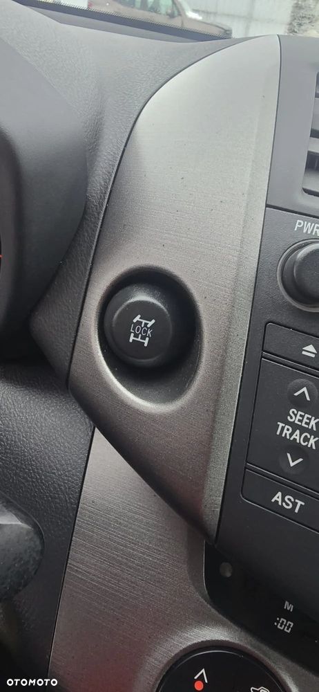 Toyota RAV4 2.2 D-4D 4x4 Life - 23