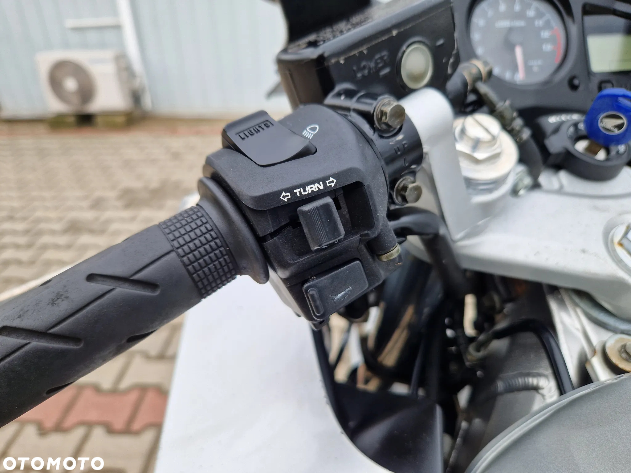 Honda VFR - 35