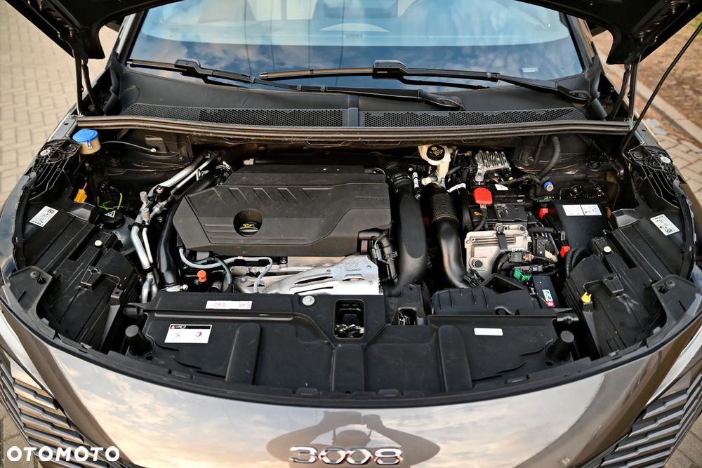 Peugeot 3008 225 e-EAT8 GT Pack - 19