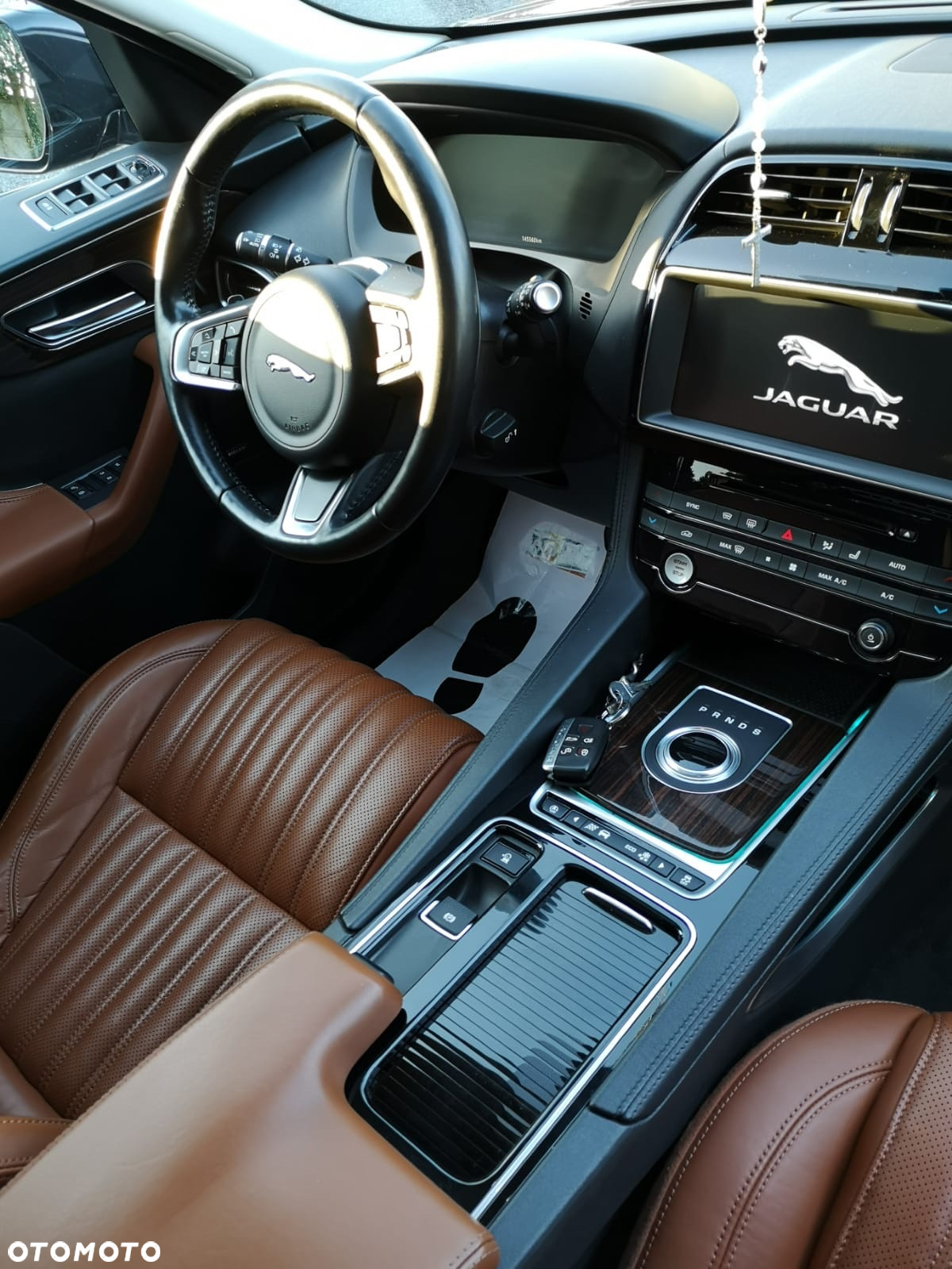 Jaguar F-Pace 2.0 i4D AWD Prestige - 17