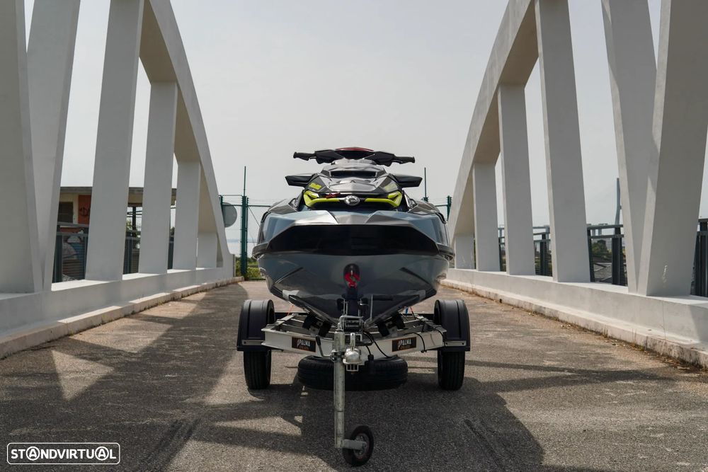 Sea-Doo RXT-X RS 325 - 2