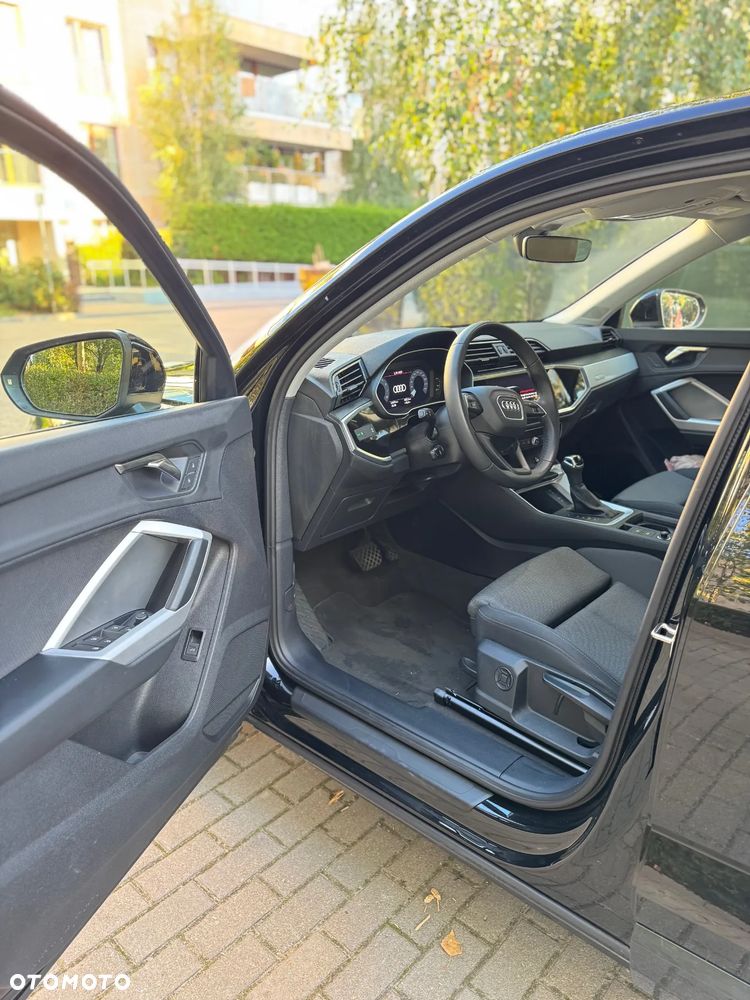 Audi Q3 35 TFSI S tronic - 8