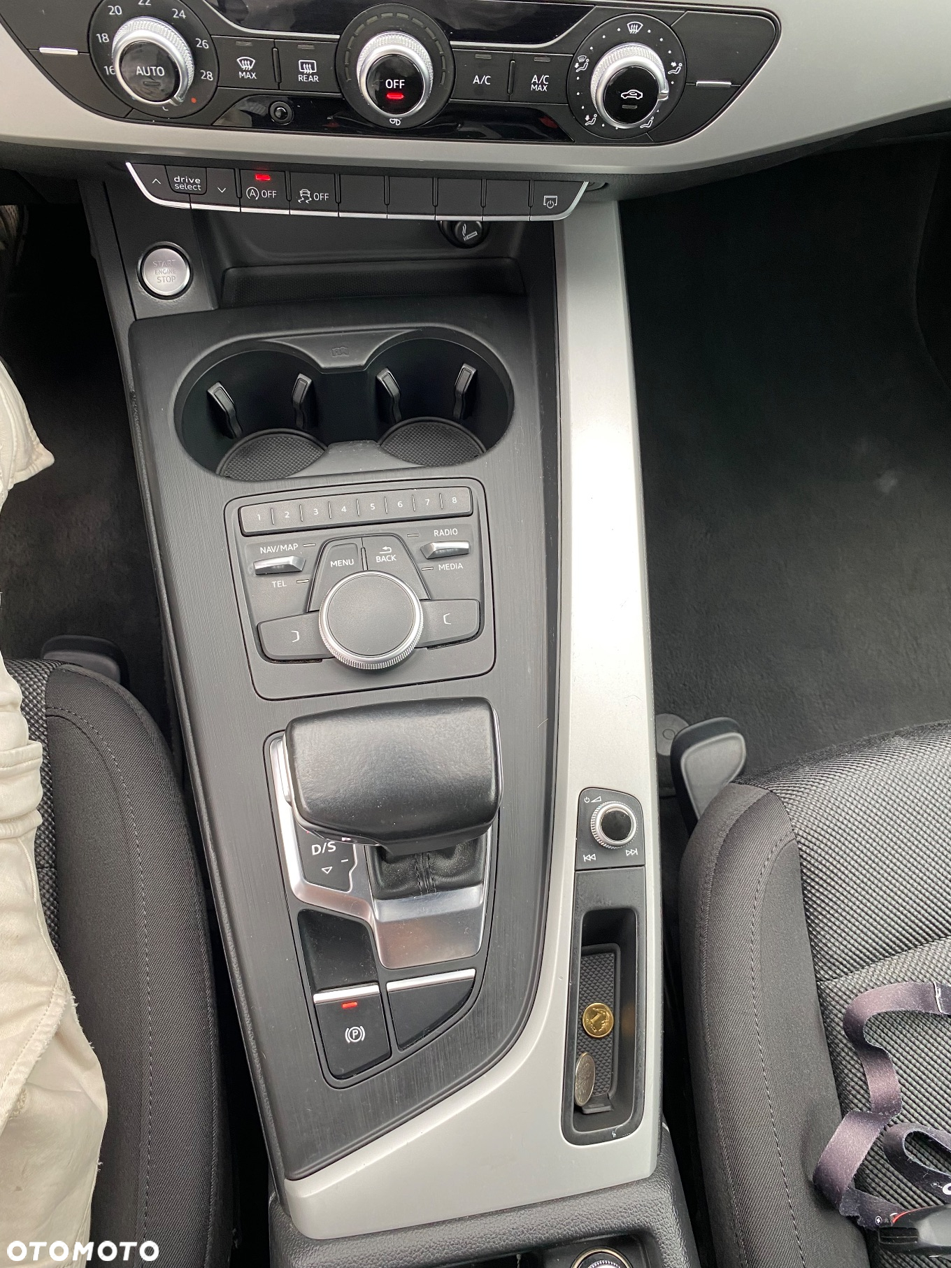 Audi A4 Avant 2.0 TDI S tronic - 16