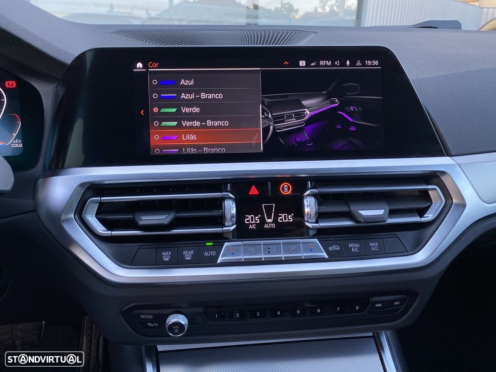 BMW 318 d Pack Desportivo M Auto - 34