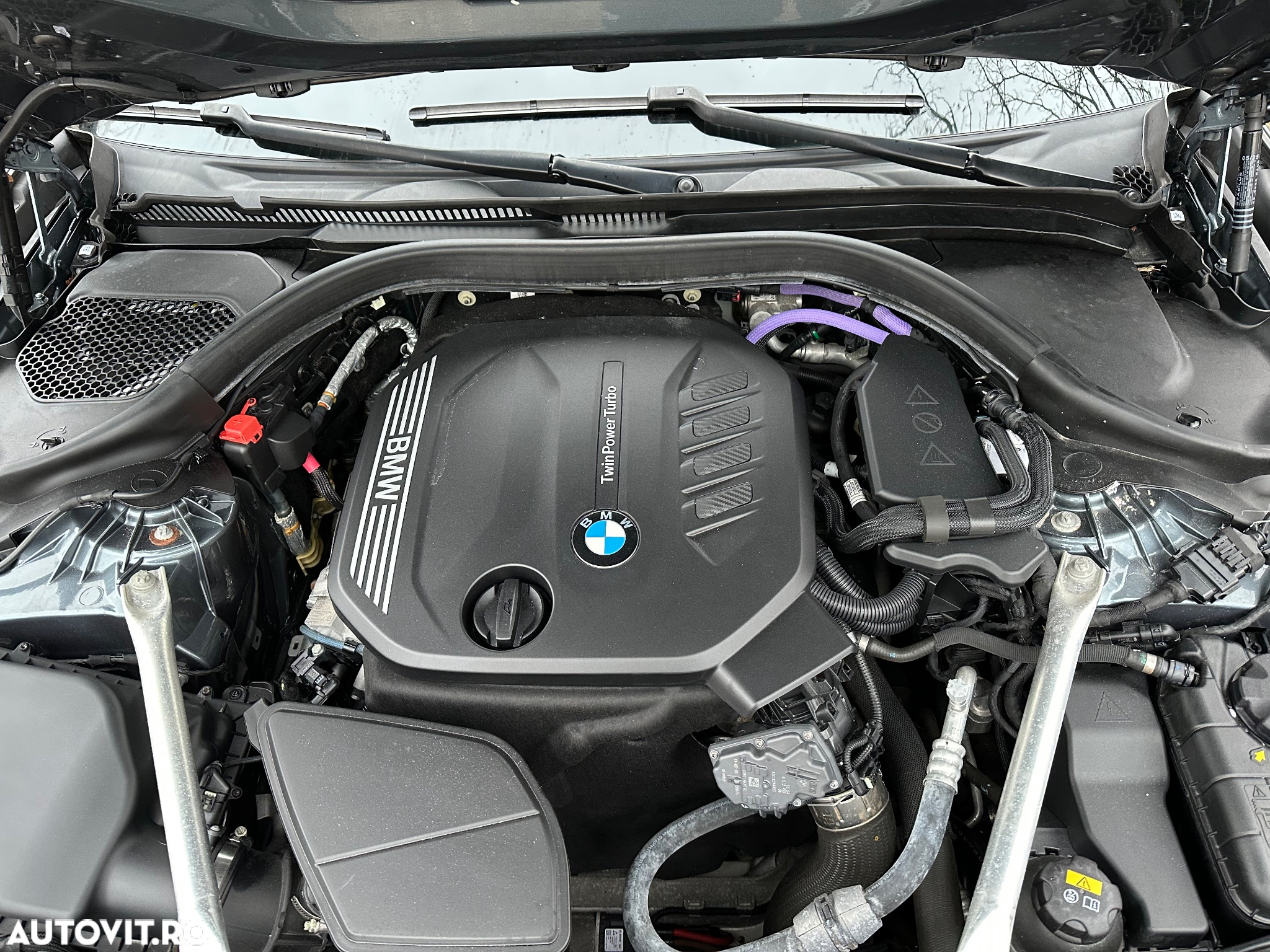BMW Seria 5 520d xDrive Aut. Sport Line - 8