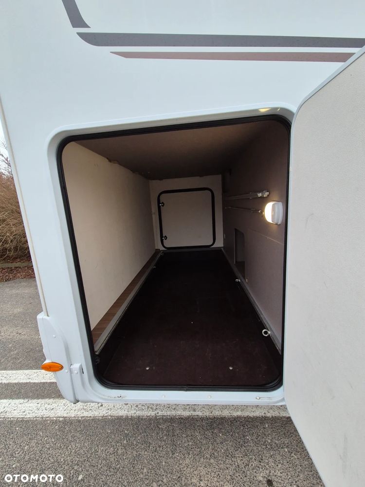 Etrusco 6.9 SF 7m FV23% 4os. MAX doposażony półintegra opuszczane łóżko IGŁA - 27