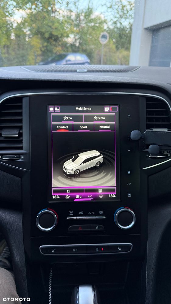 Renault Megane ENERGY dCi 110 EDC BOSE EDITION - 18