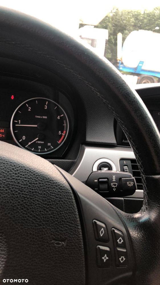 BMW Seria 3 320d DPF - 8