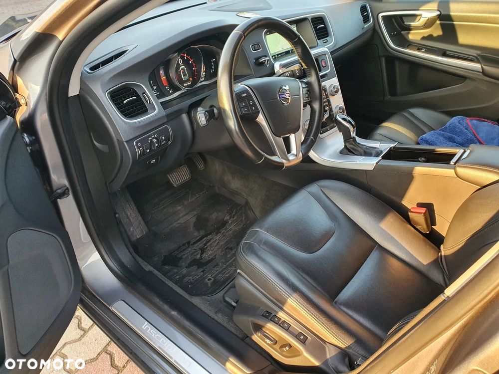 Volvo S60 - 12