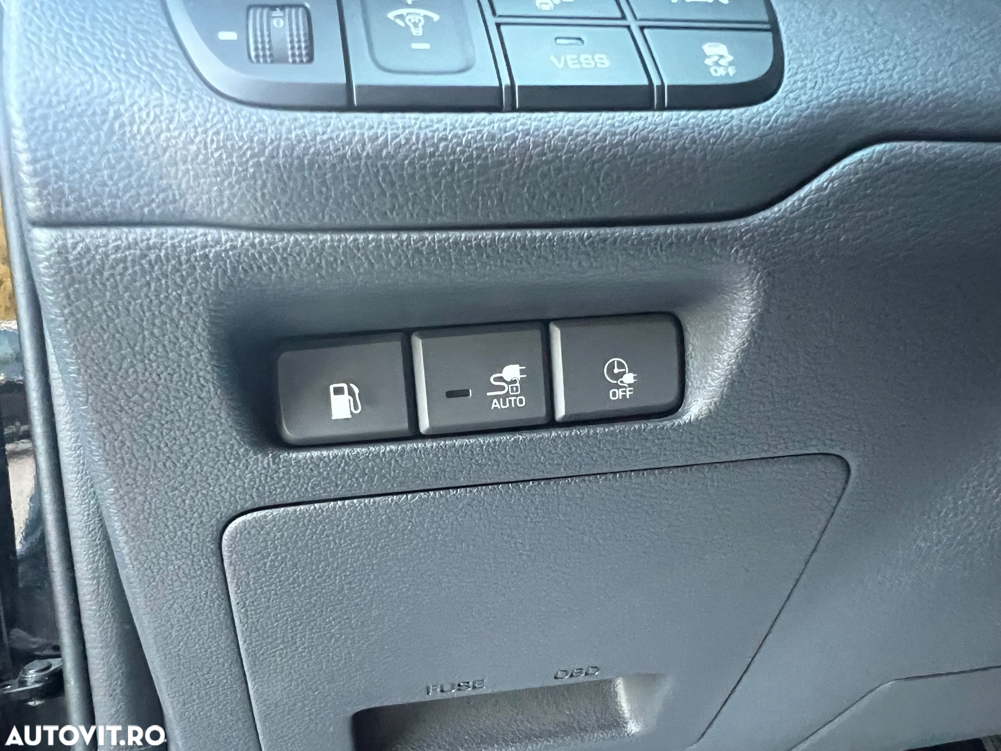 Hyundai IONIQ Plug-In Hybrid 1.6 141CP Exclusive - 24