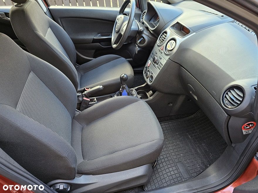 Opel Corsa 1.2 16V Essentia - 18