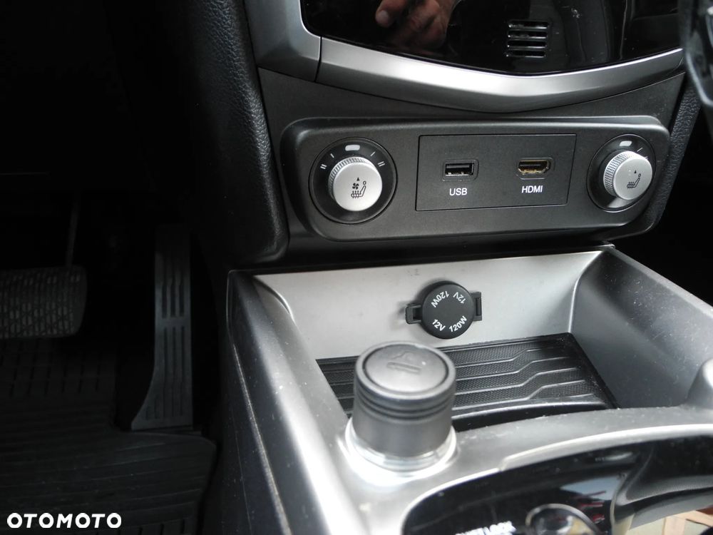 SsangYong/KGM Tivoli - 12
