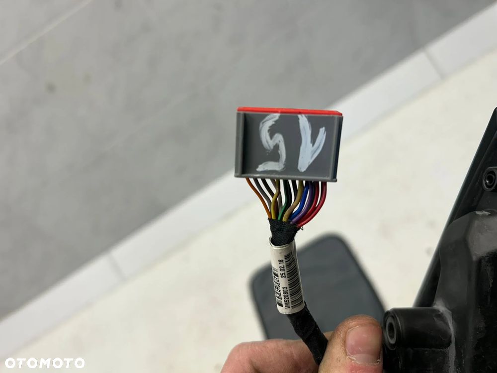 JAGUAR F-PACE X761 LUSTERKO PRAWE 15 PIN ORYGINAŁ - 11