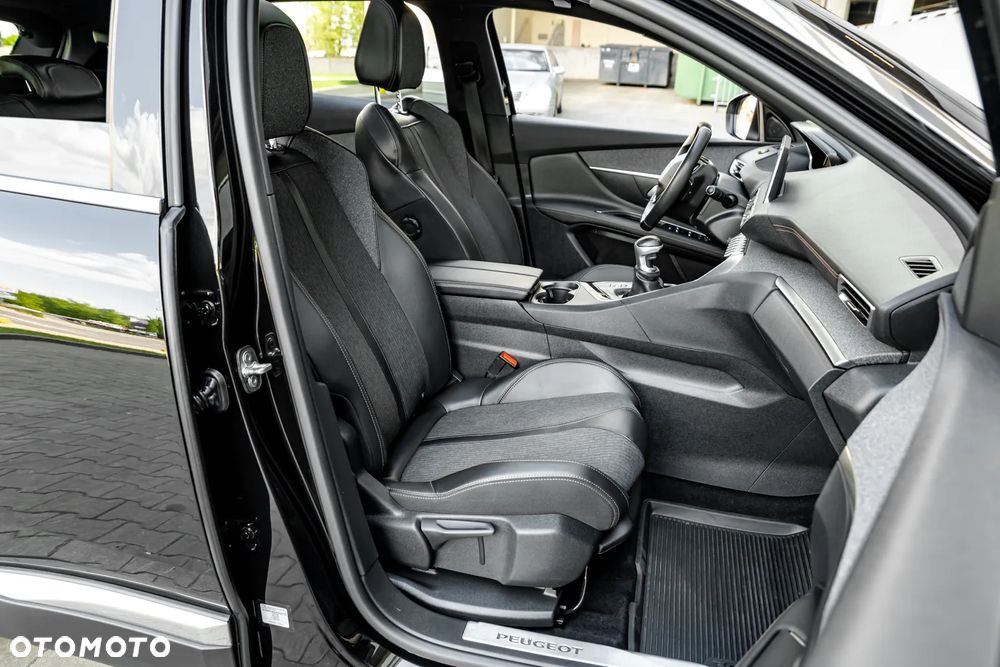 Peugeot 3008 1.2 PureTech GT S&S - 22