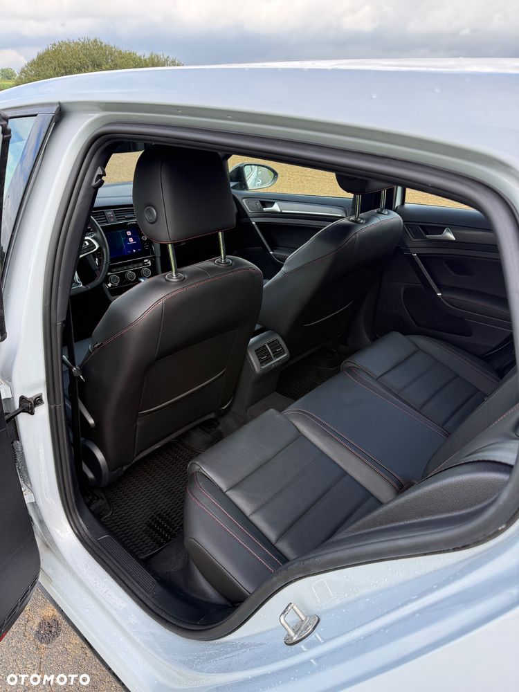Volkswagen Golf 2.0 TSI GTI TCR DSG - 15