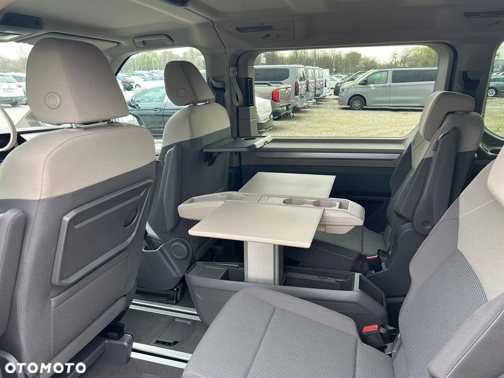 Volkswagen Multivan - 18