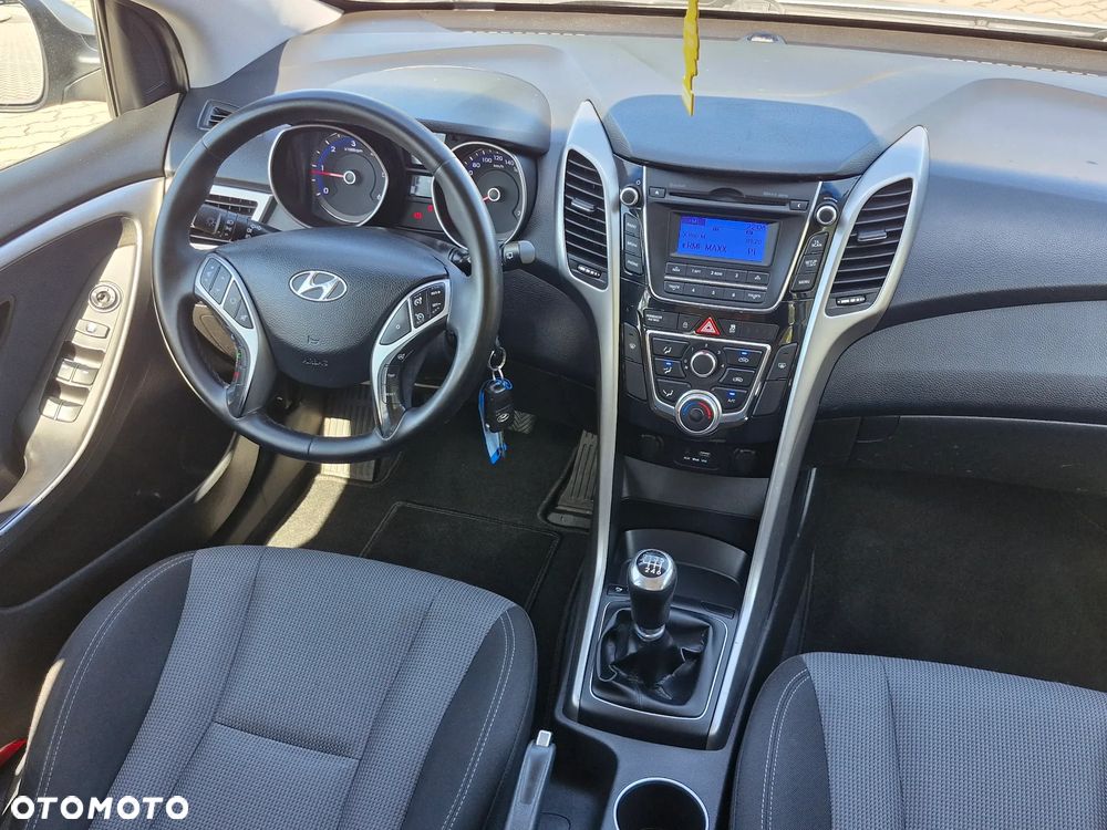 Hyundai i30 i30cw 1.6 CRDi Trend - 18