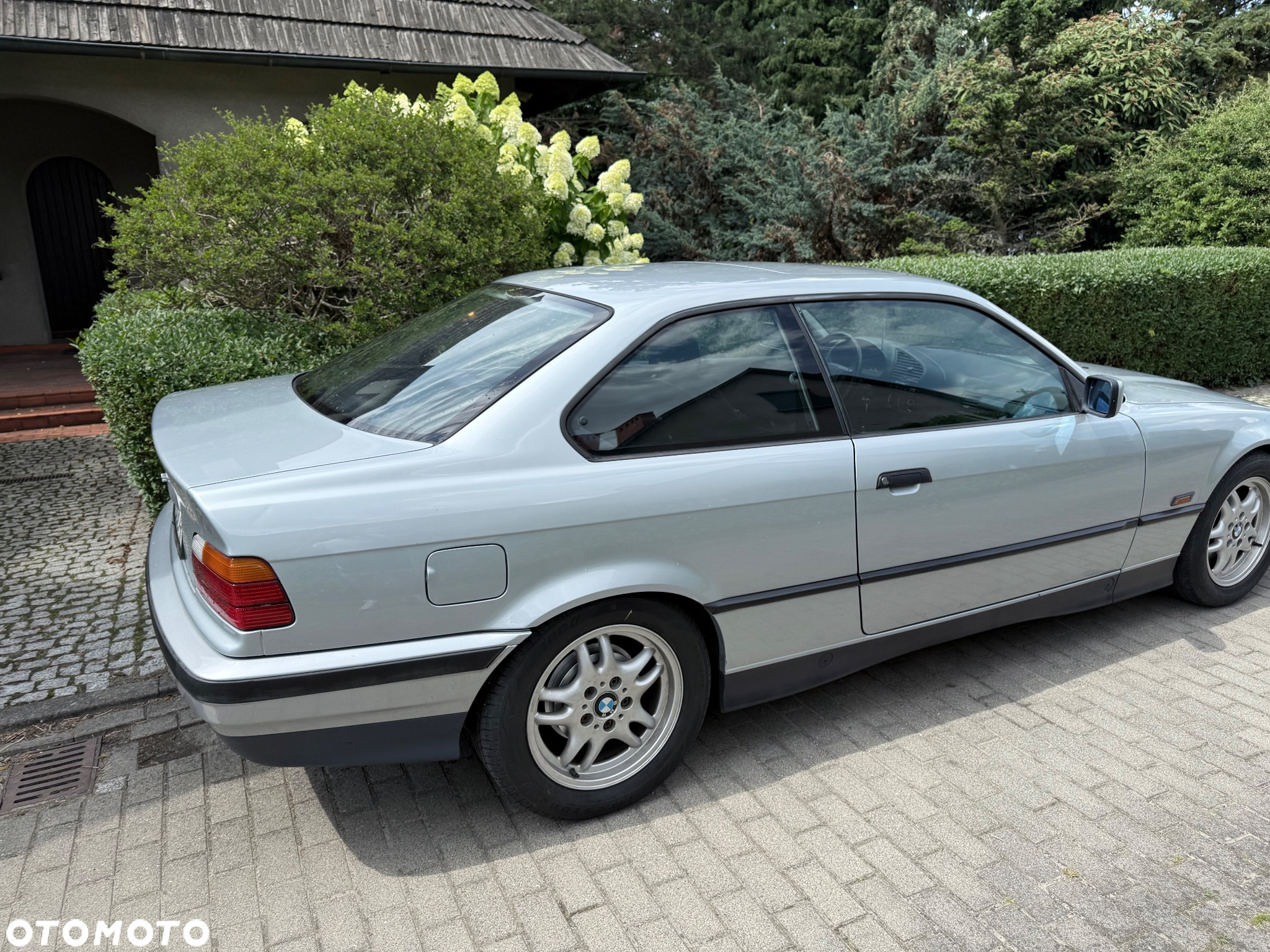 BMW Seria 3 316i - 4