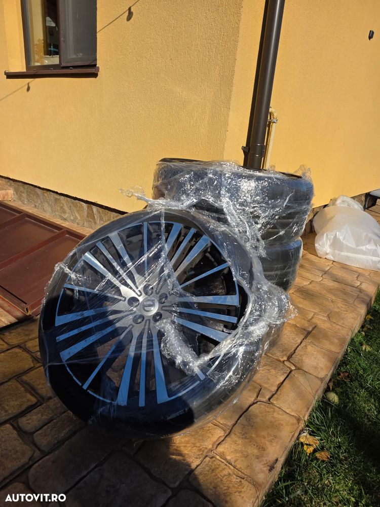 Jante 22 originale Volvo XC90 si cauciucuri vara Pirelli 275/35/R22 - 1