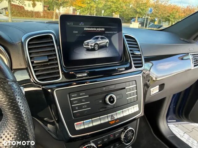 Mercedes-Benz GLE - 21