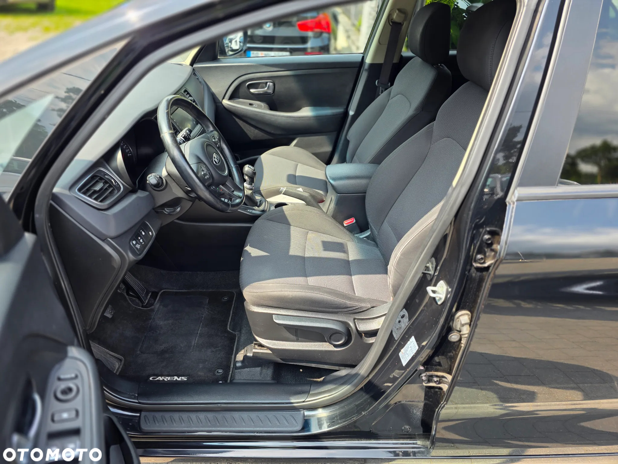 Kia Carens 1.7 CRDi 115 Fifa World Cup Edition - 18