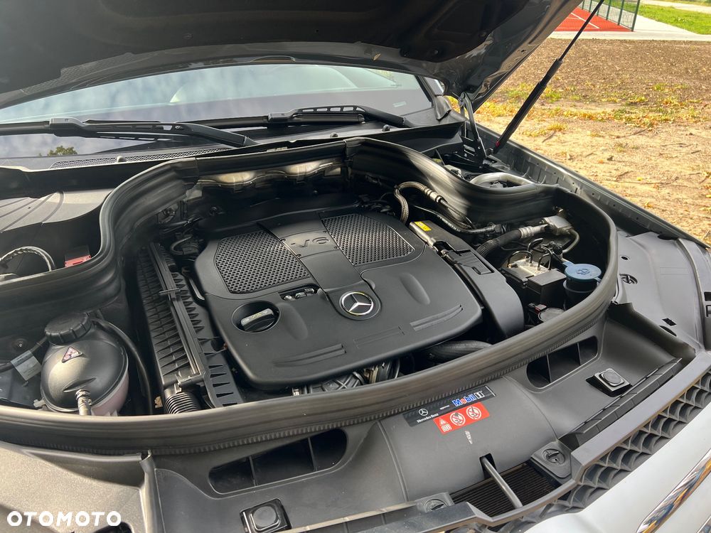 Mercedes-Benz GLK 350 4Matic BlueEFFICIENCY 7G-TRONIC - 15