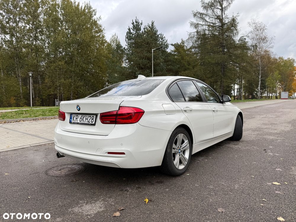 BMW Seria 3 318i Advantage - 3