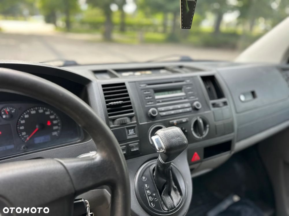 Volkswagen Transporter T5 - 11