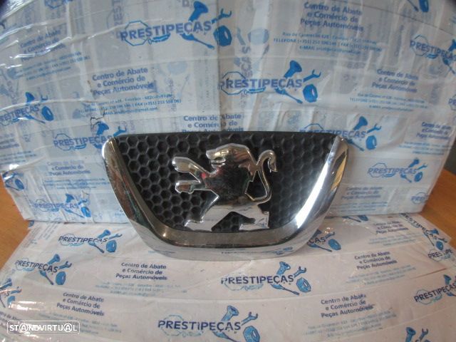 Grelha Friso Gre2813 PEUGEOT BIPPER 2008 1.4HDI 68CV 4P BRANCO FRT MEIO GRE SIMBOLO - 1
