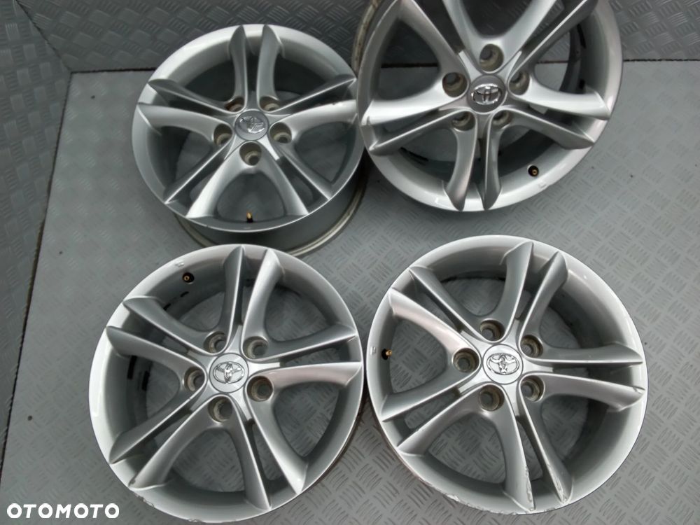 Felgi Toyota Auris Corolla Avensis 6,5Jx16 et39 5x114,3 - 2