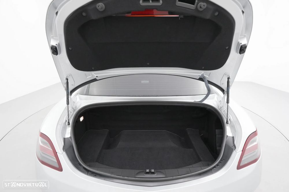 Mercedes-Benz SLS 63 AMG - 42