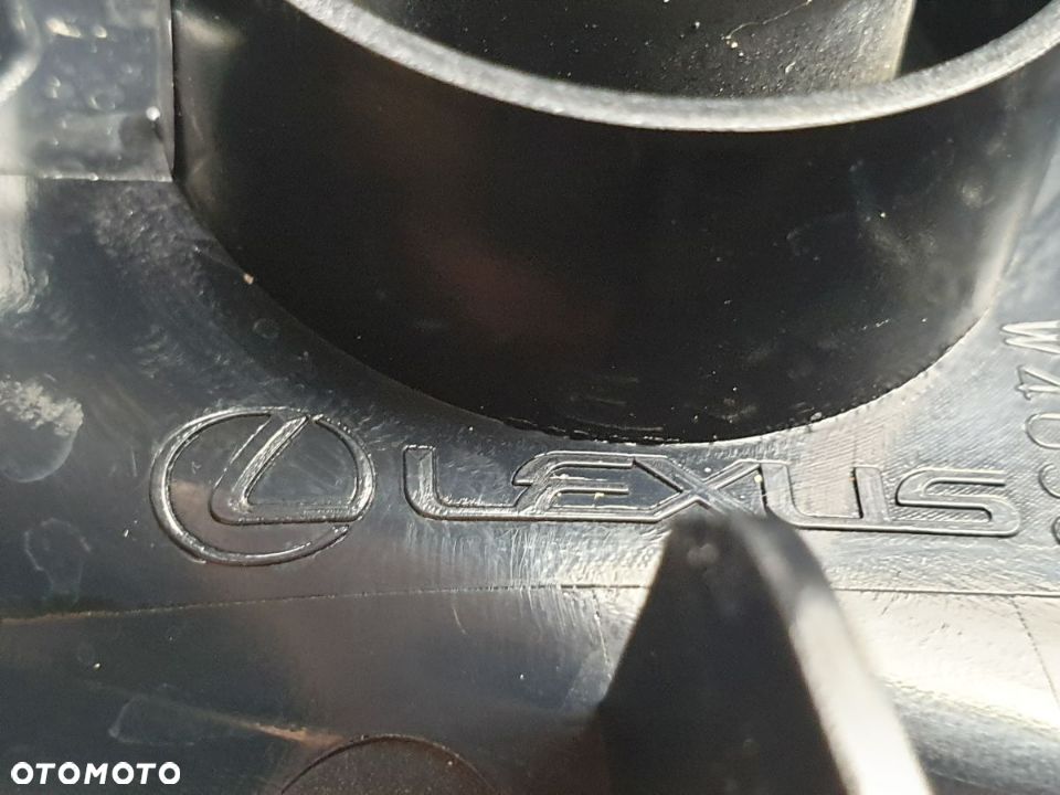 LEXUS NX F Sport 300h 2.5H od 2017 2021 roku . Klapa Lampa Zderzak Tył - 12