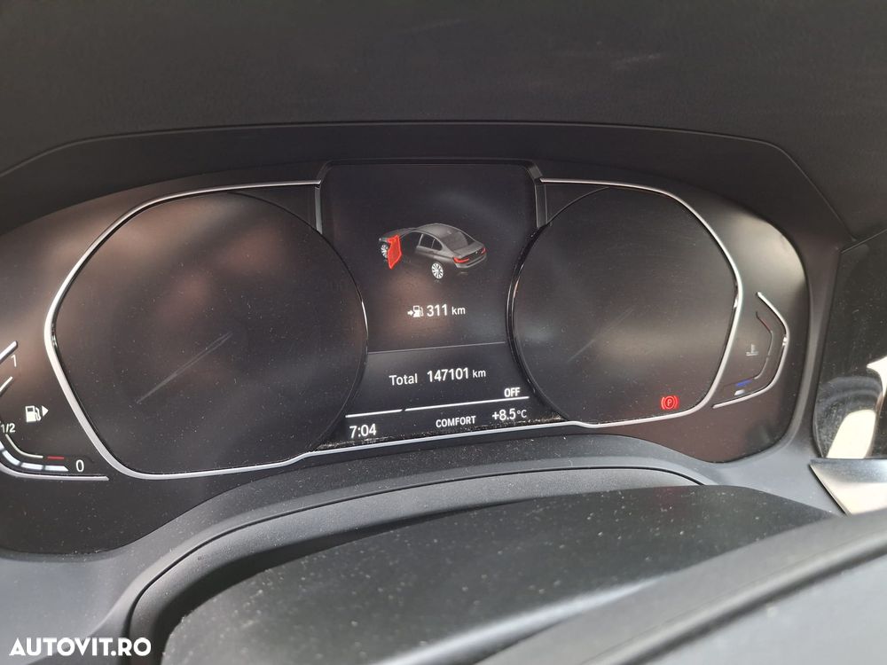 BMW Seria 3 318i AT - 7