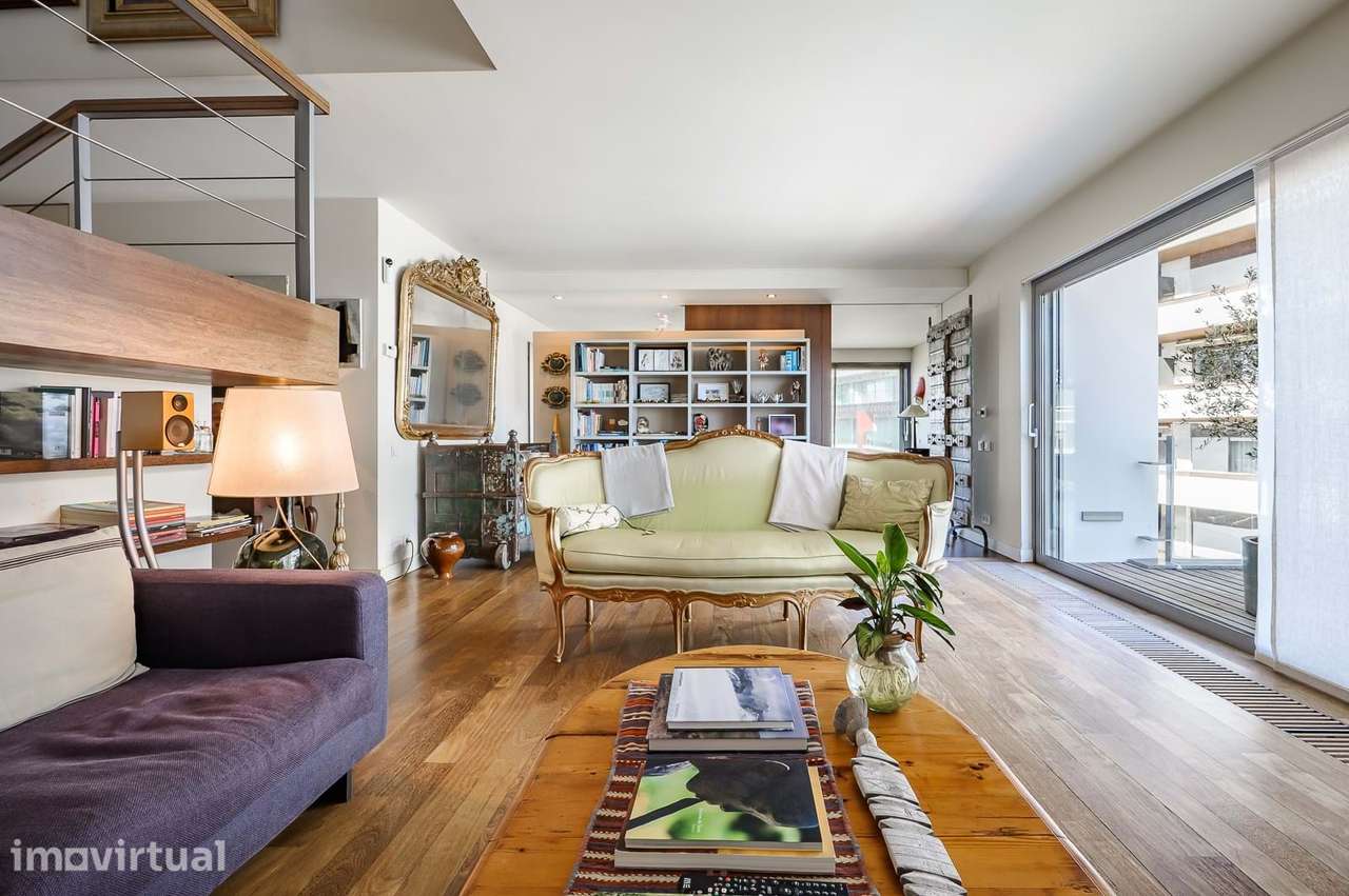 Penthouse duplex  para num dos mais  exclusivos condomínios do Estoril - Grande imagem: 5/60