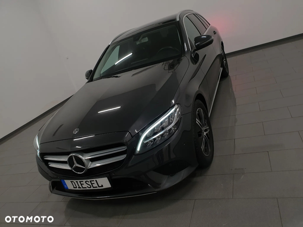 Mercedes-Benz Klasa C 220 d T 9G-TRONIC Avantgarde