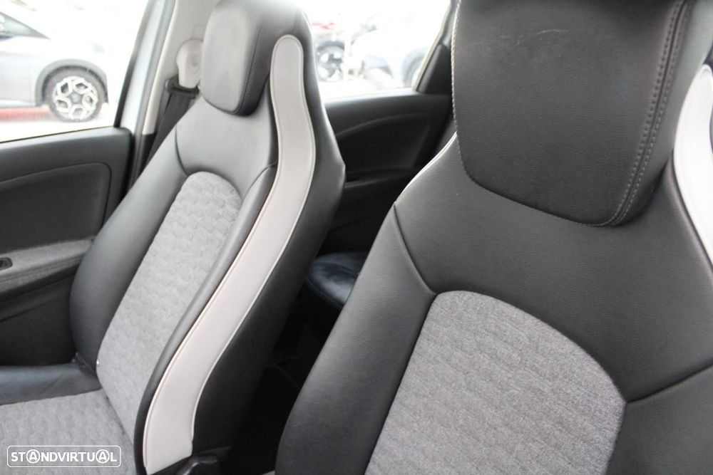 Renault Zoe (c/ Bateria) EV50 135hp Techno - 12