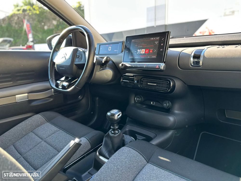 Citroën C4 Cactus 1.5 BlueHDi Shine Pack - 19