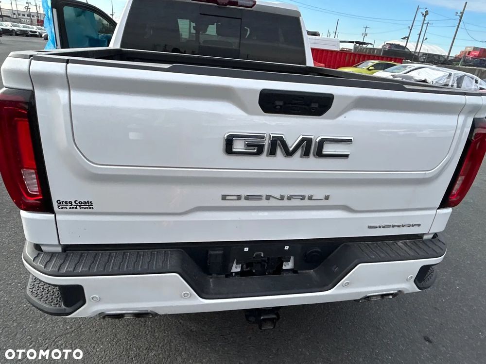 GMC Sierra - 5