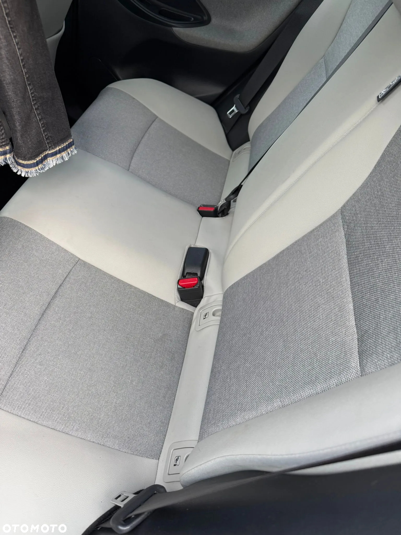 Toyota Yaris Hybrid 1.5 Selection Elegant - 3
