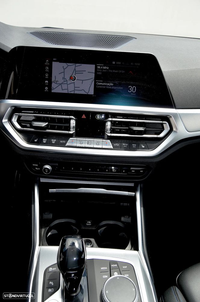 BMW 330 e iPerformance Pack M Shadow - 17