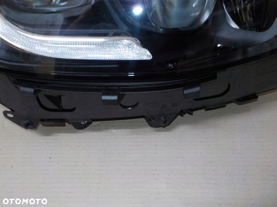 MERCEDES GLC 253 19- LAMPA PRZÓD PRZEDNIA LED - 2