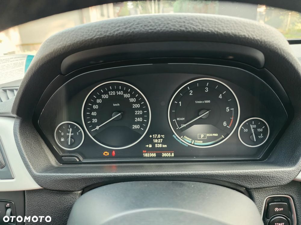 BMW Seria 3 320d Eff.Dynamics - 11