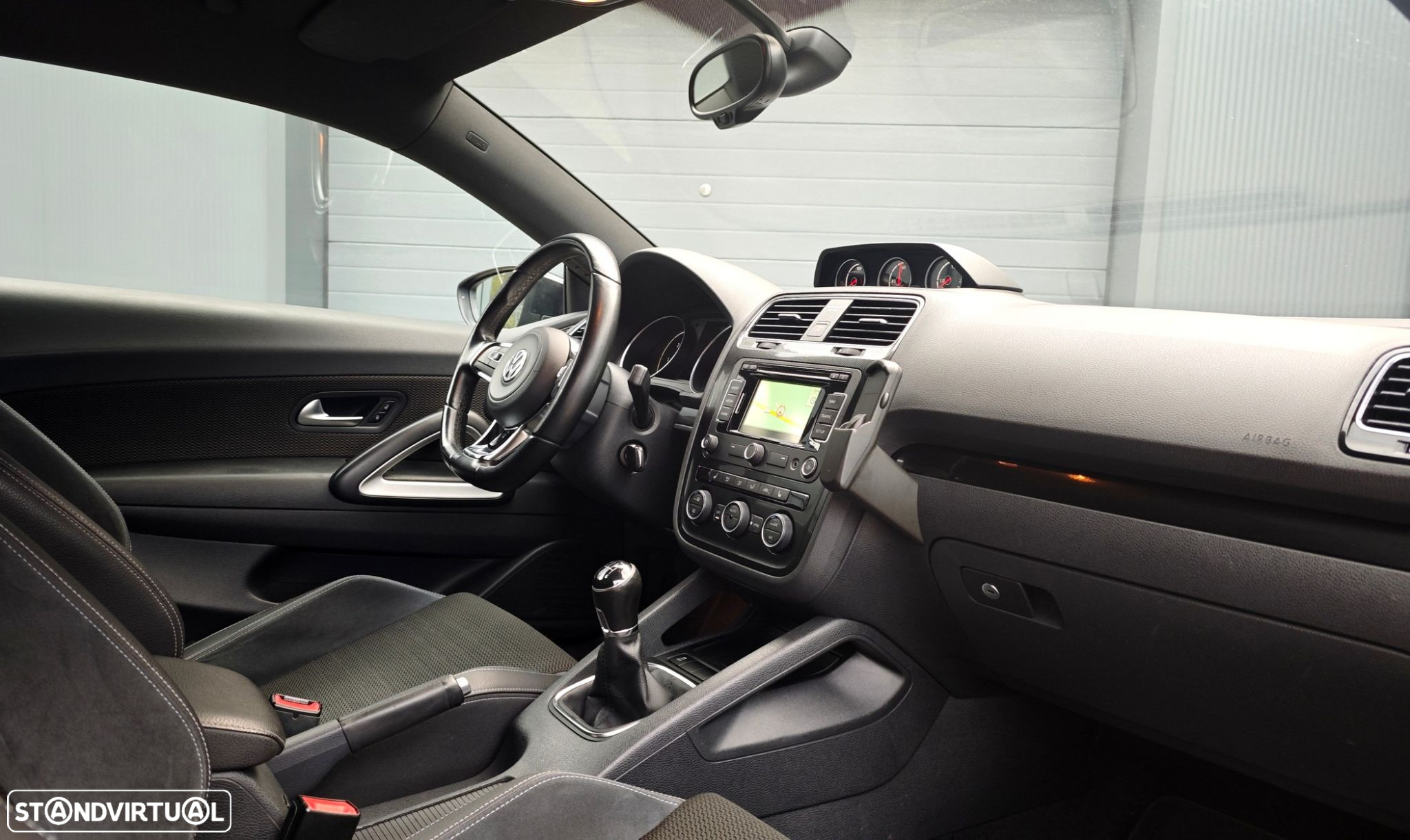 VW Scirocco 2.0 TDI Sport - 11