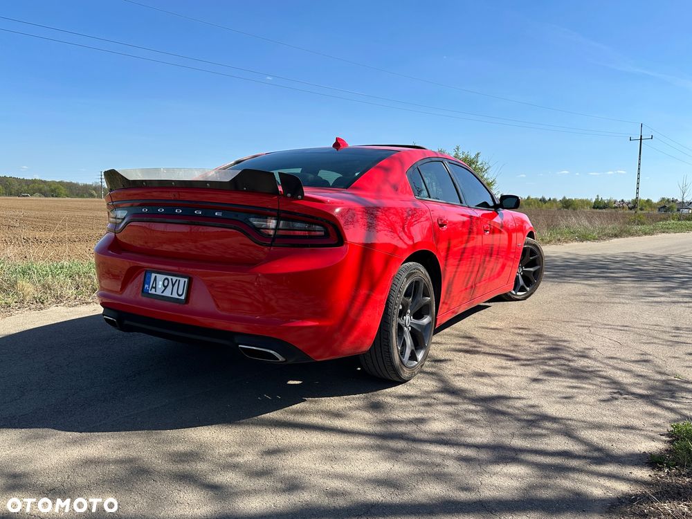 Dodge Charger 5.7 R/T - 4