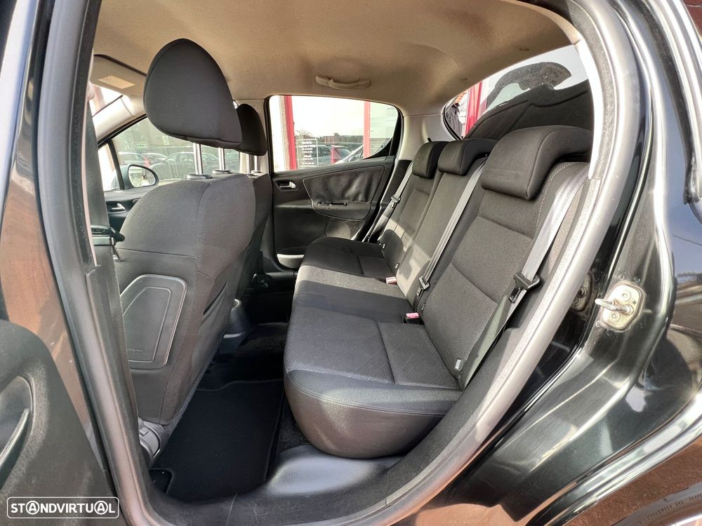 Peugeot 207 1.4 16V Sport - 5