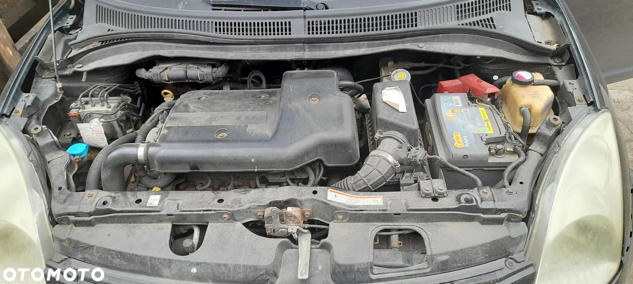 SUZUKI SWIFT MK6 radio fabryczne - 2